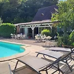 Maison Forenea D'hotes Dans Les Bois Avec Petits Dejeuners Bio