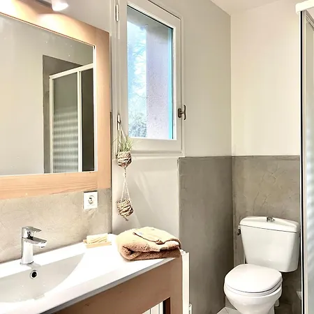 乐穆兰波旁住宿加早餐旅馆 3*