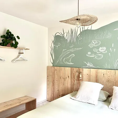 乐穆兰波旁住宿加早餐旅馆 Sainte-Nathalène