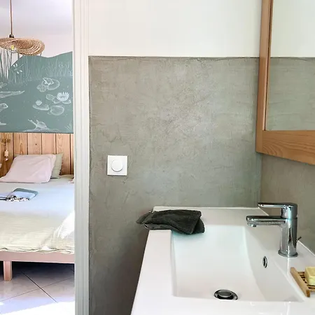 Maison Forenea D'hotes Dans Les Bois Avec Petits Dejeuners Bio