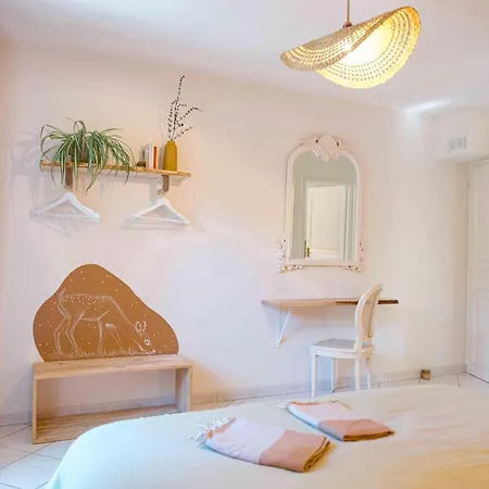 Bed & Breakfast Maison Forenea D'hotes Dans Les Bois Avec Petits Dejeuners Bio