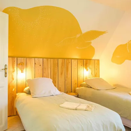 Maison Forenea D'hotes Dans Les Bois Avec Petits Dejeuners Bio Sainte-Nathalène