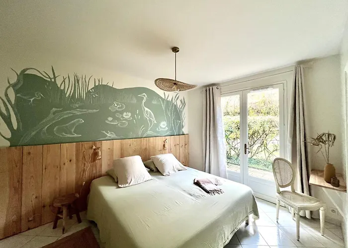 Bed & Breakfast Maison Forenea D'hotes Dans Les Bois Avec Petits Dejeuners Bio Sainte-Nathalène