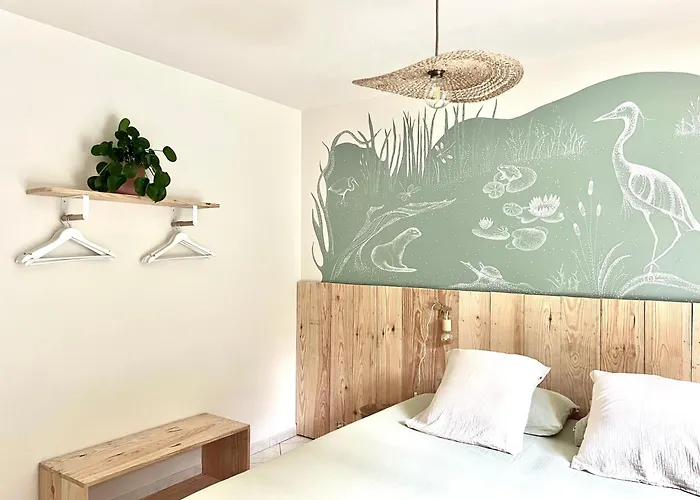 Maison Forenea D'hotes Dans Les Bois Avec Petits Dejeuners Bio Sainte-Nathalène