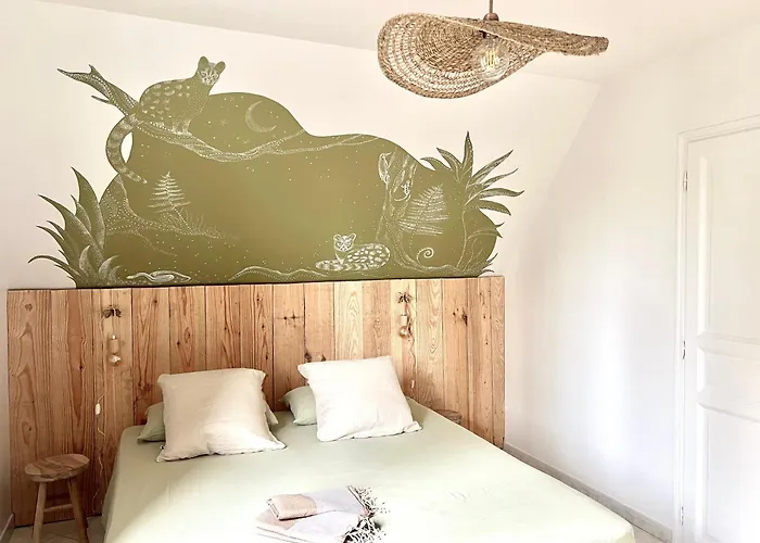 Maison Forenea D'hotes Dans Les Bois Avec Petits Dejeuners Bio