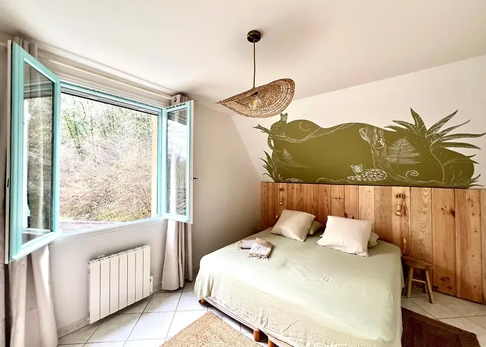 Bed & Breakfast Maison Forenea D'hotes Dans Les Bois Avec Petits Dejeuners Bio