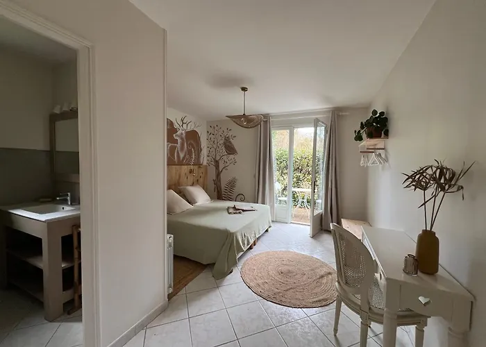Maison Forenea D'hotes Dans Les Bois Avec Petits Dejeuners Bio 3*