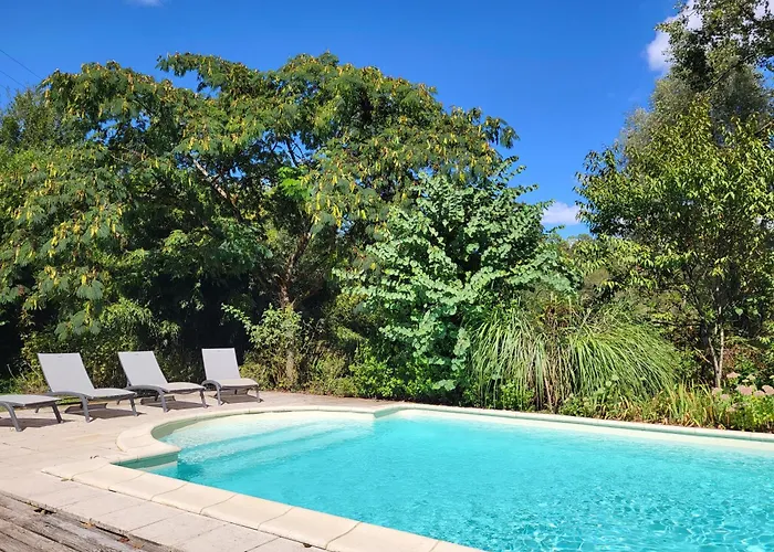 Maison Forenea D'hôtes Dans Les Bois Avec Petits Déjeuners Bio Sainte-Nathalène
