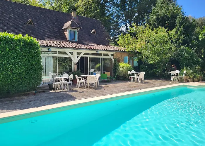 Bed and breakfast Maison Forenea D'hôtes Dans Les Bois Avec Petits Déjeuners Bio Sainte-Nathalène
