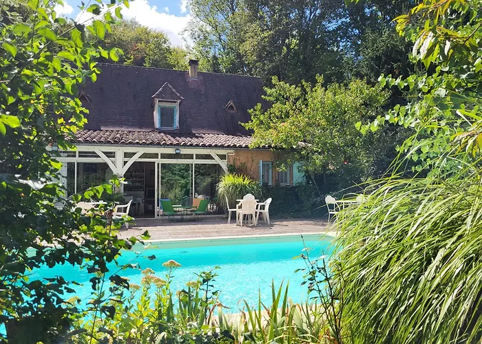 Maison Forenea D'hôtes Dans Les Bois Avec Petits Déjeuners Bio 3* Sainte-Nathalène